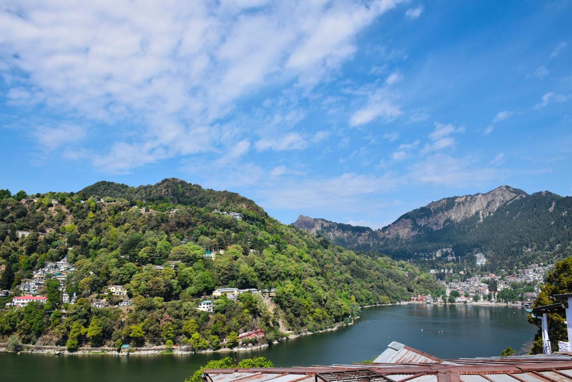 Spruce Hill Hotel & Restro Nainital Exteriör bild