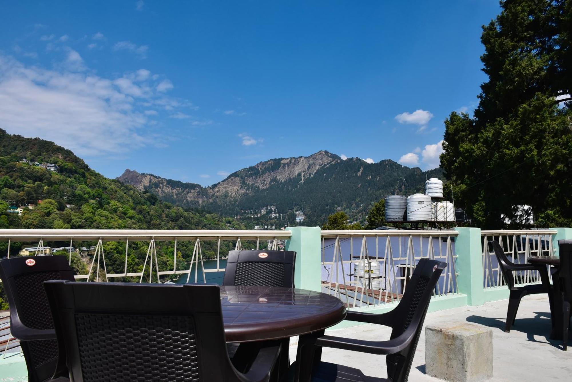 Spruce Hill Hotel & Restro Nainital Exteriör bild